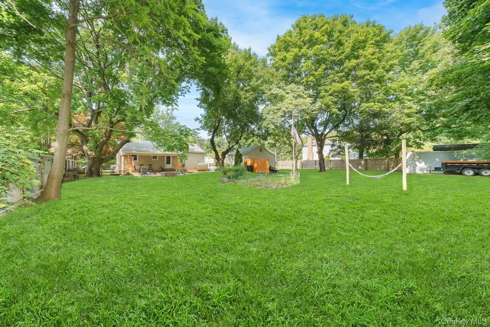 6 Hines Road Middle Island, NY 11953