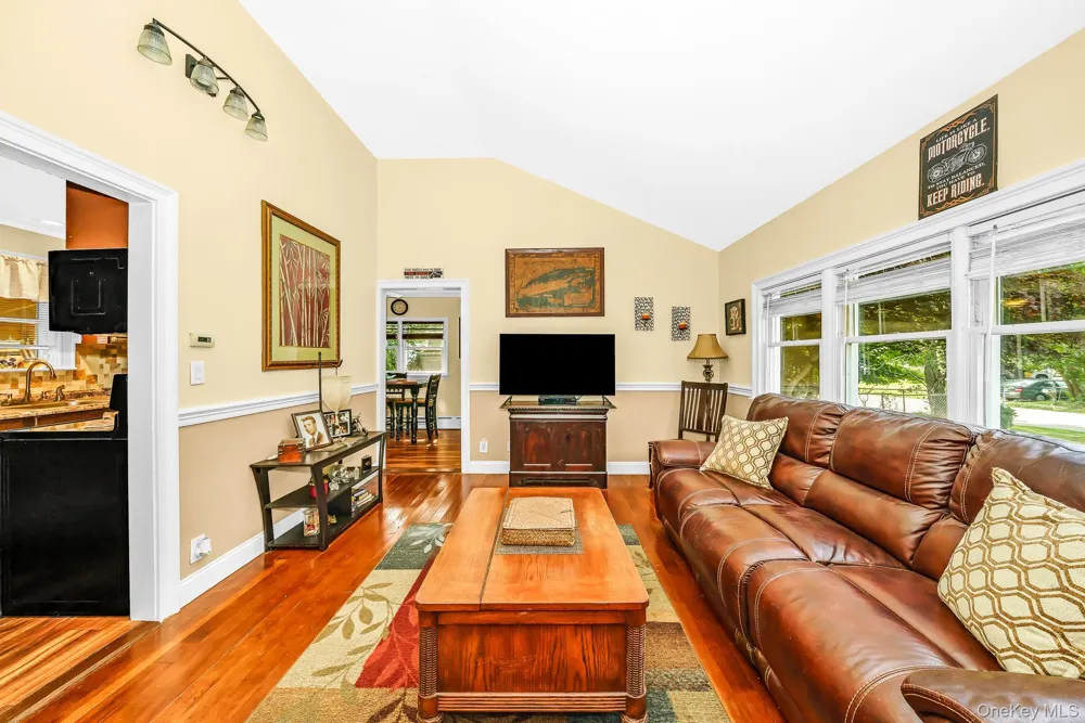 6 Hines Road Middle Island, NY 11953
