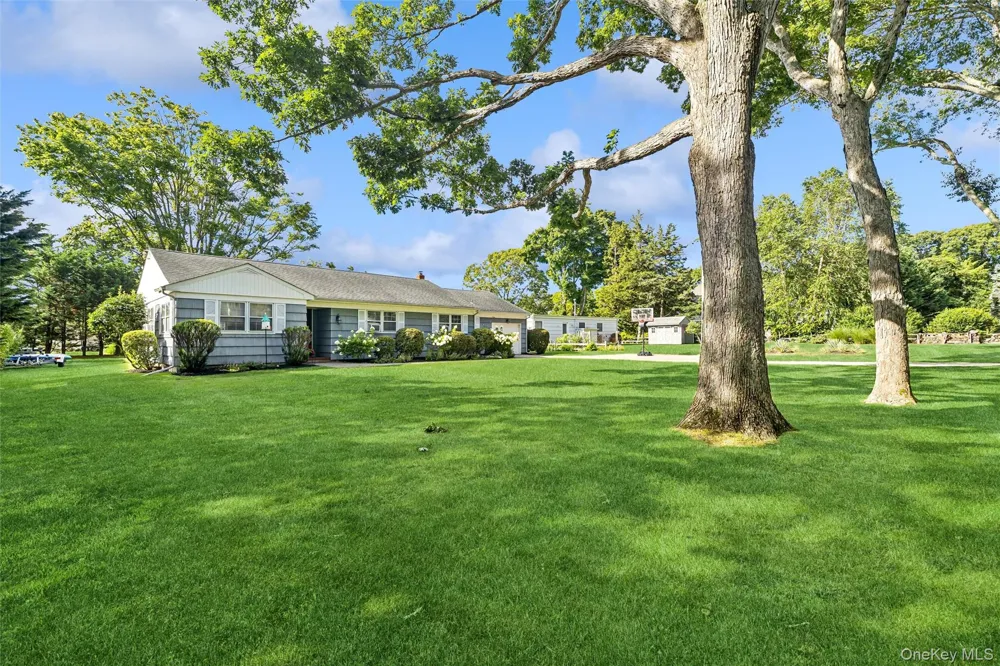 270 Opechee Avenue Southold, NY 11971