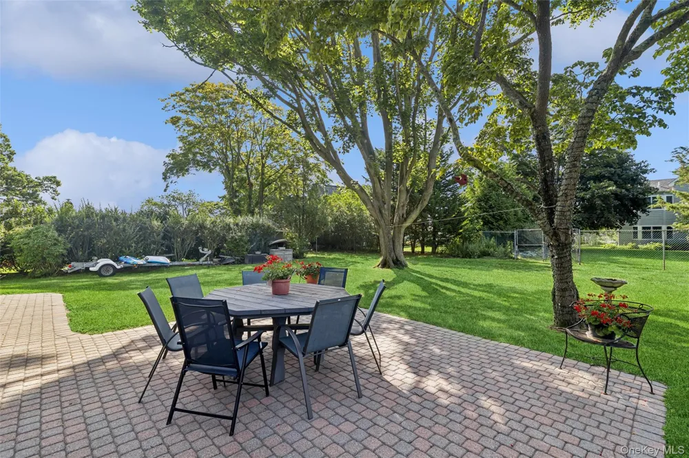 270 Opechee Avenue Southold, NY 11971