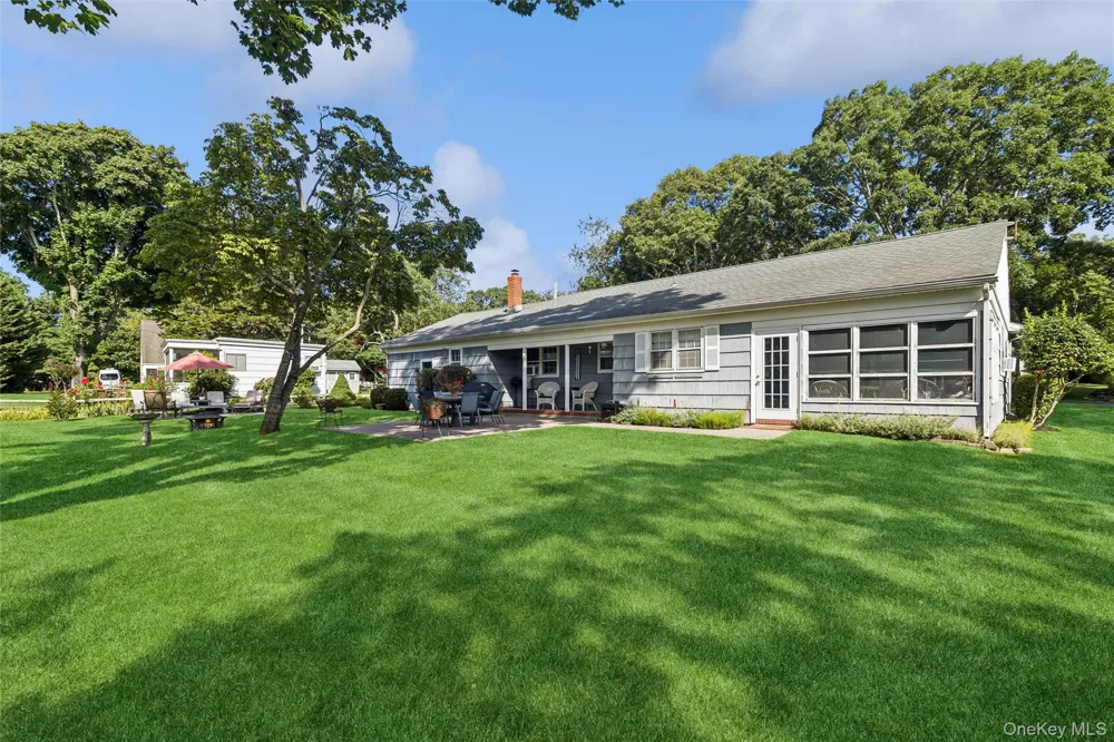270 Opechee Avenue Southold, NY 11971