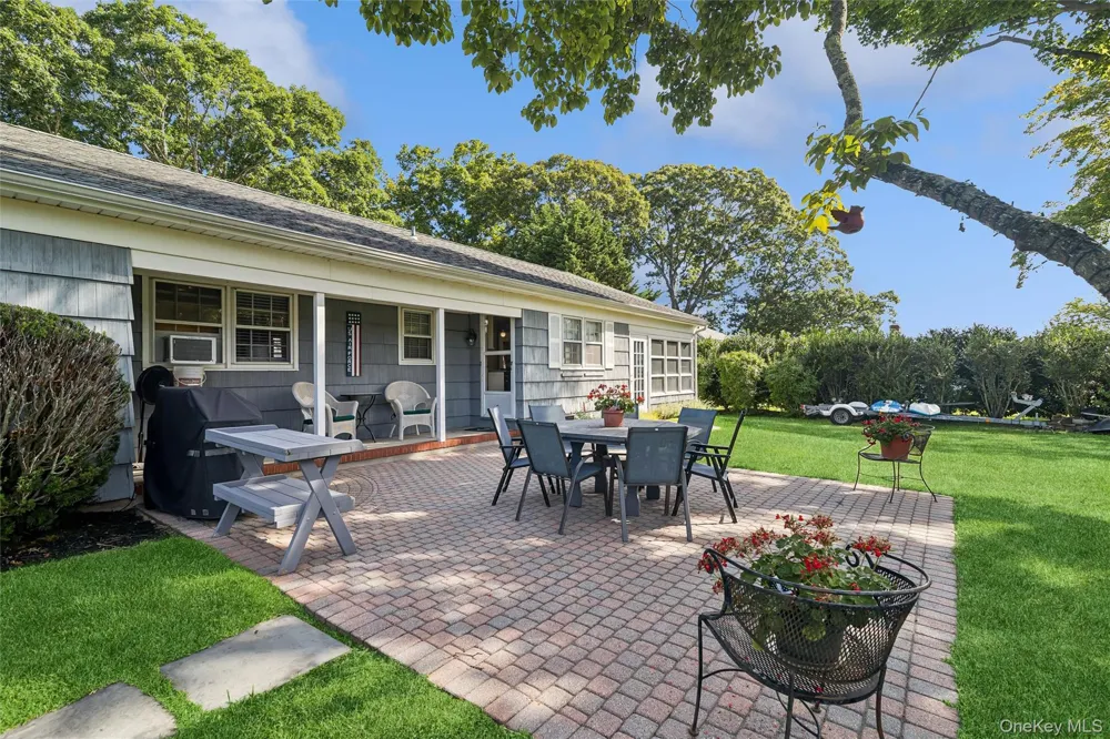 270 Opechee Avenue Southold, NY 11971