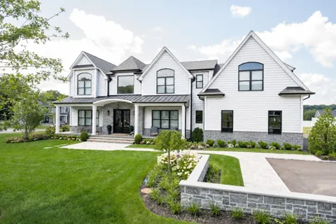 15 Wildwood Drive