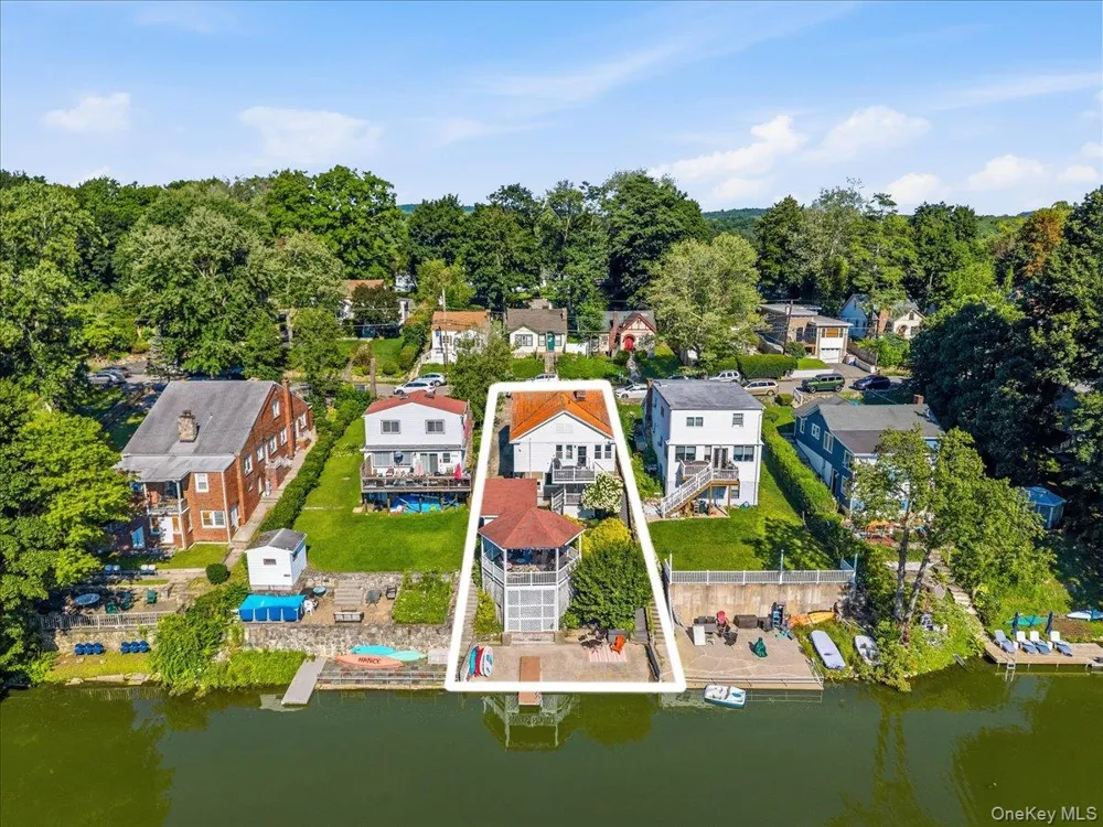 65 Lake Drive Lake Peekskill, NY 10537