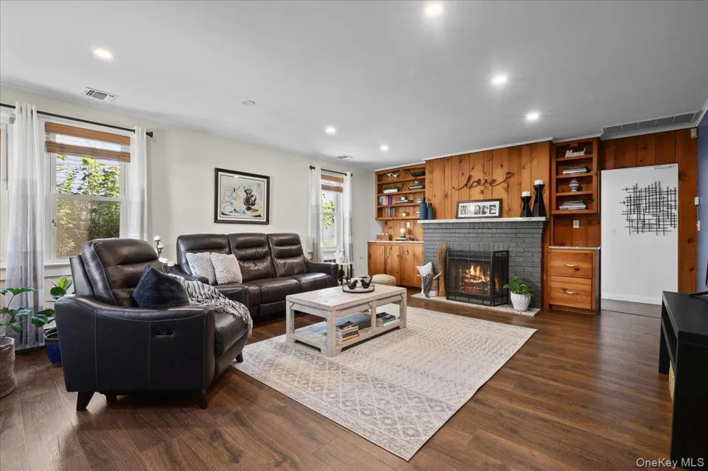 65 Lake Drive Lake Peekskill, NY 10537