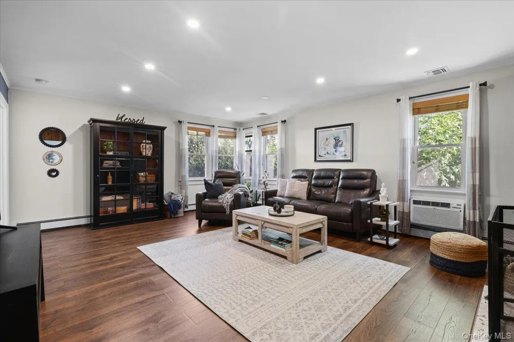 65 Lake Drive Lake Peekskill, NY 10537