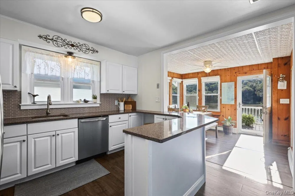 65 Lake Drive Lake Peekskill, NY 10537