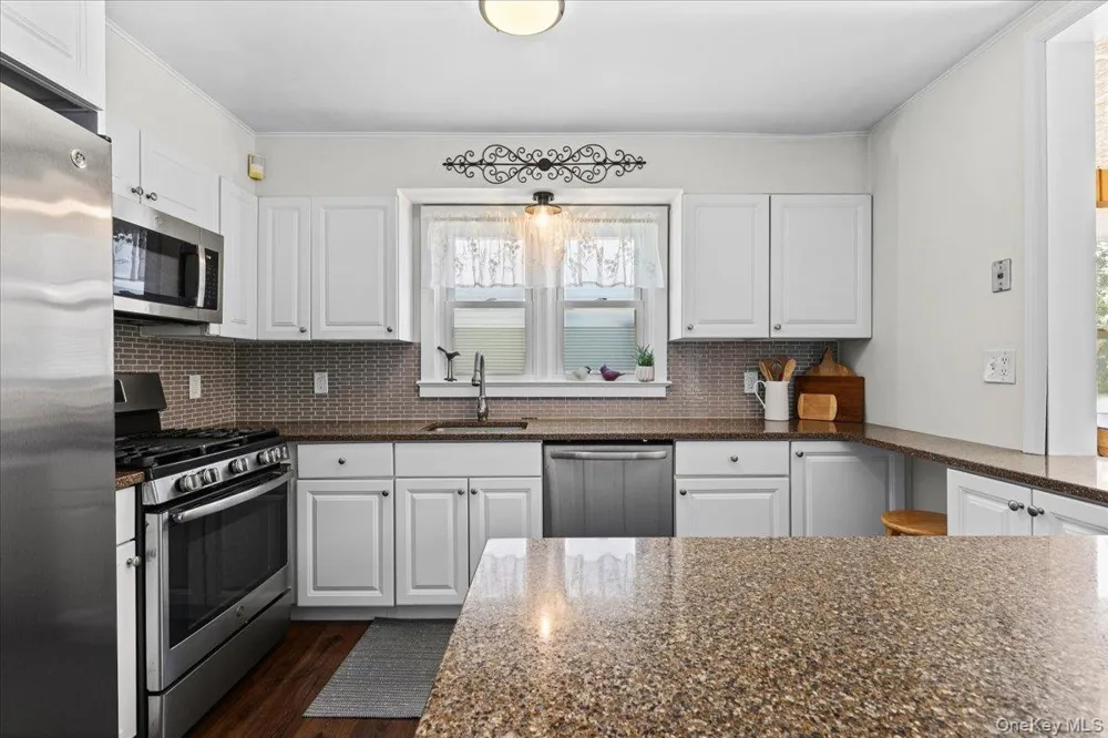 65 Lake Drive Lake Peekskill, NY 10537