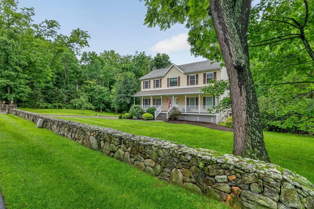 1 Stonefield Court Cortlandt Manor, NY 10567