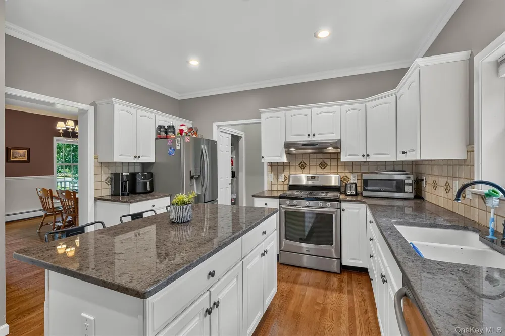 1 Stonefield Court Cortlandt Manor, NY 10567