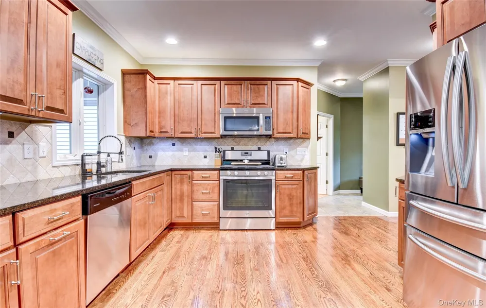 28 Hickory Lane Westtown, NY 10998