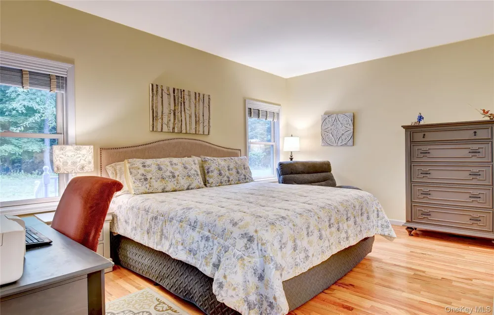 28 Hickory Lane Westtown, NY 10998