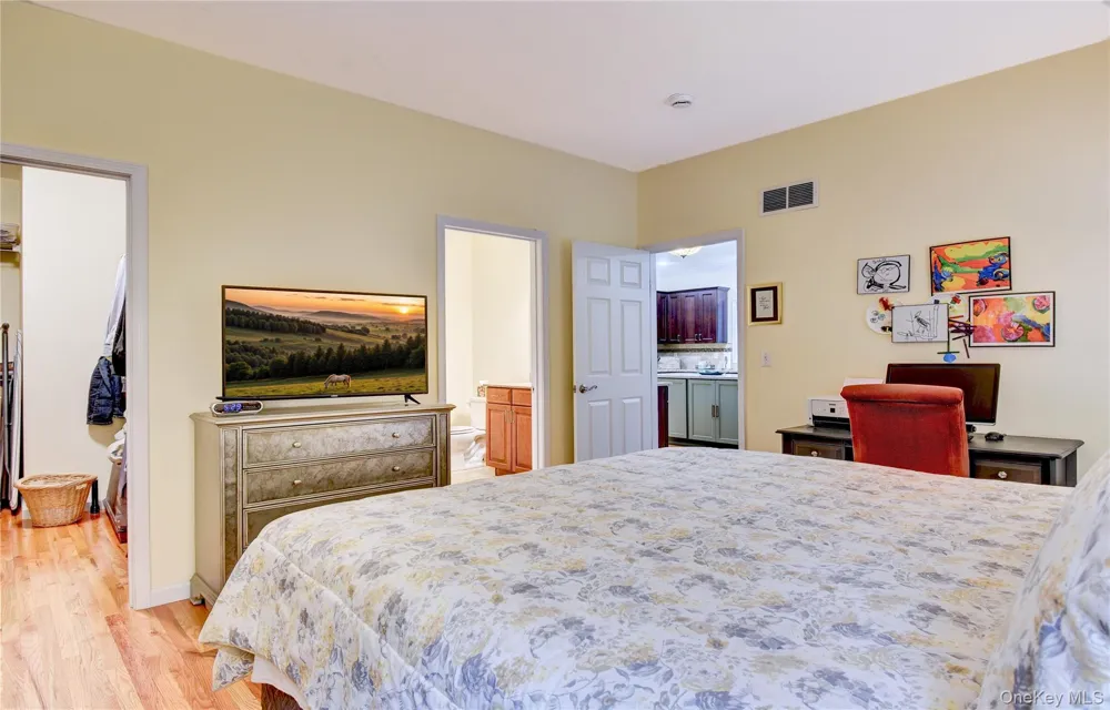 28 Hickory Lane Westtown, NY 10998