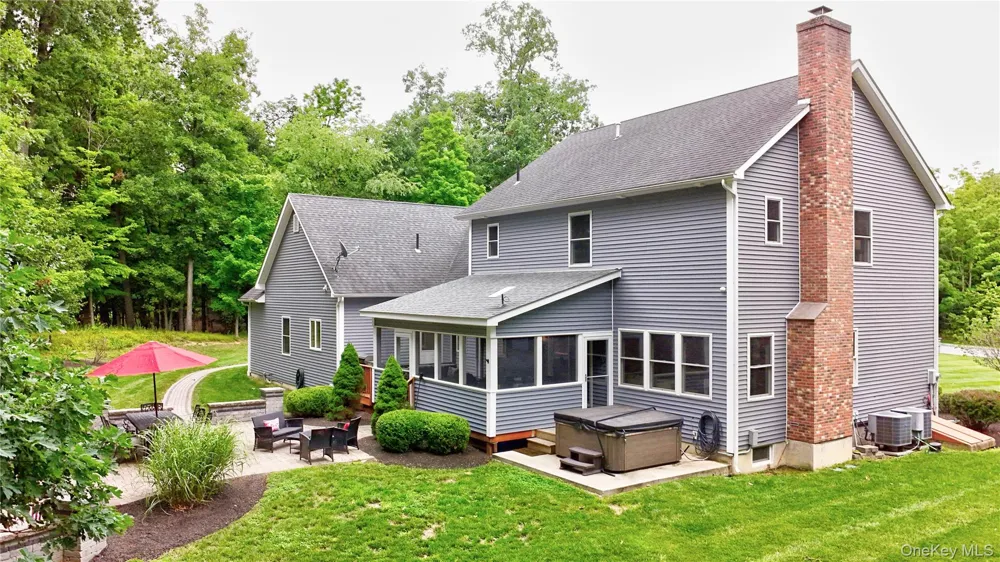 28 Hickory Lane Westtown, NY 10998