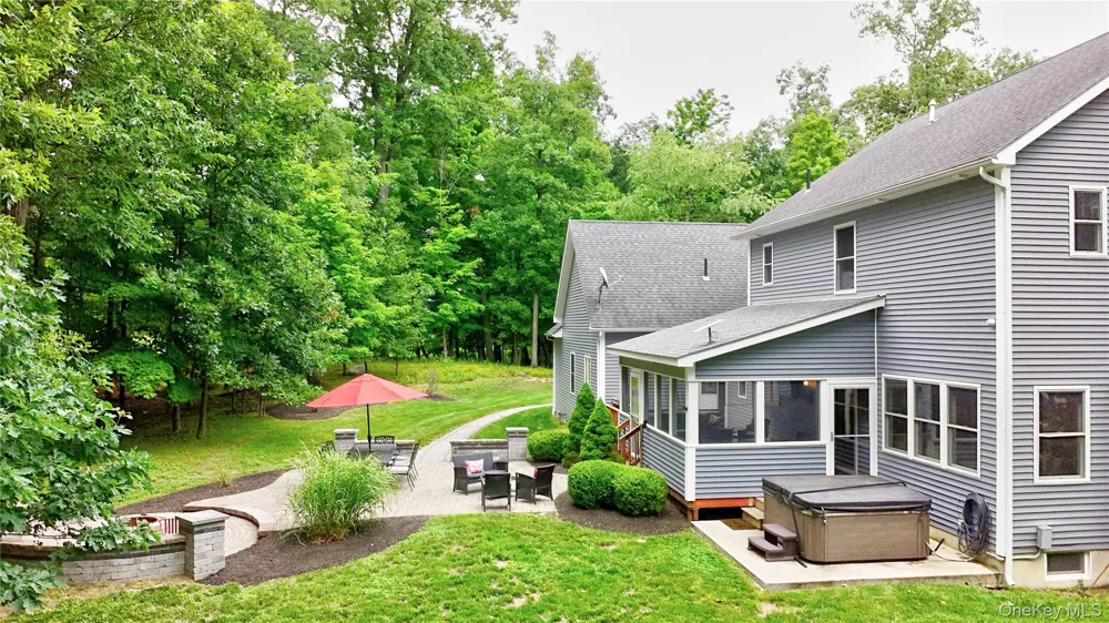 28 Hickory Lane Westtown, NY 10998