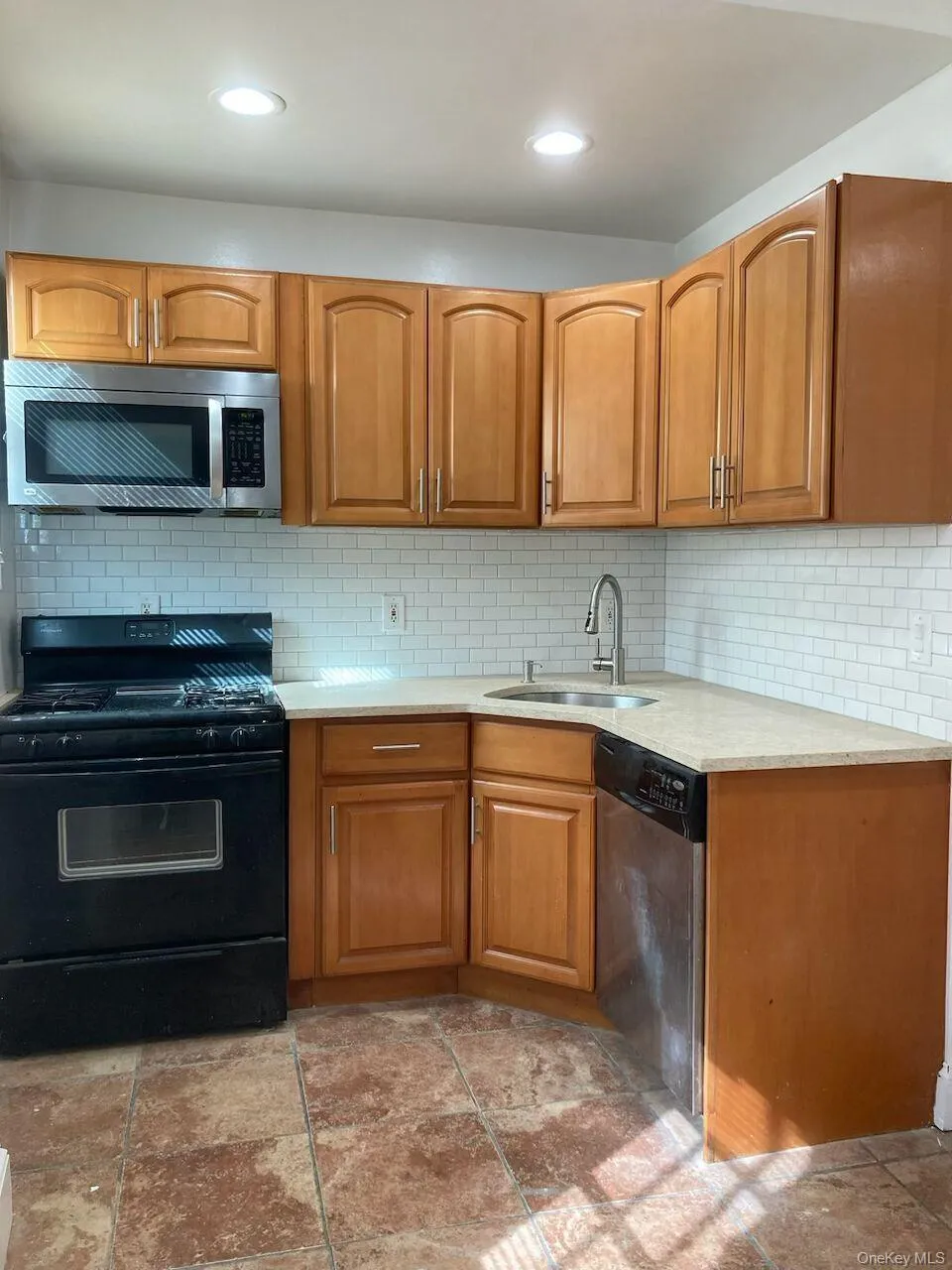 340 Bedford Avenue Uniondale, NY 11553