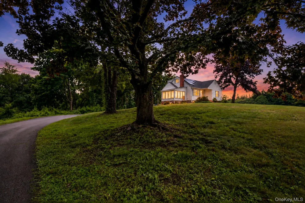 114 Cramer Road Poughkeepsie, NY 12603