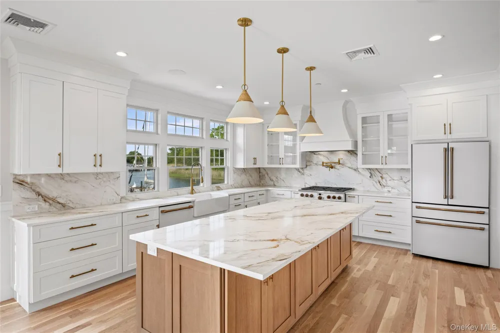 3681 Naomi Street Seaford, NY 11783