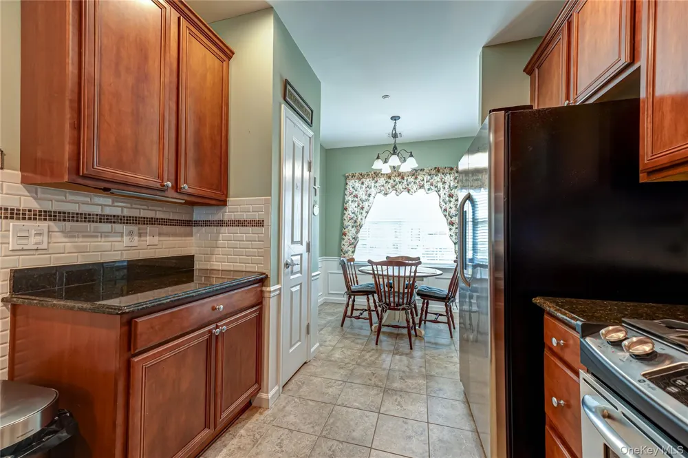 169 Southampton Drive Massapequa, NY 11758