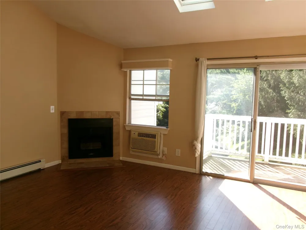 28 Lexington Hill #6 Harriman, NY 10926