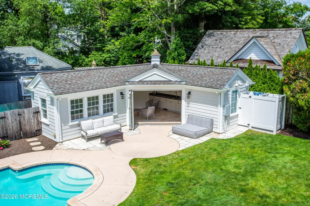 38 Vroom Avenue Spring Lake, NJ 07762