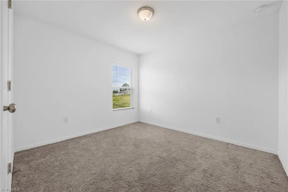 8043 Mangrove Circle Labelle, FL 33935