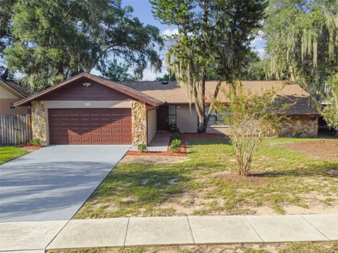 1010 RIFLECREST AVENUE