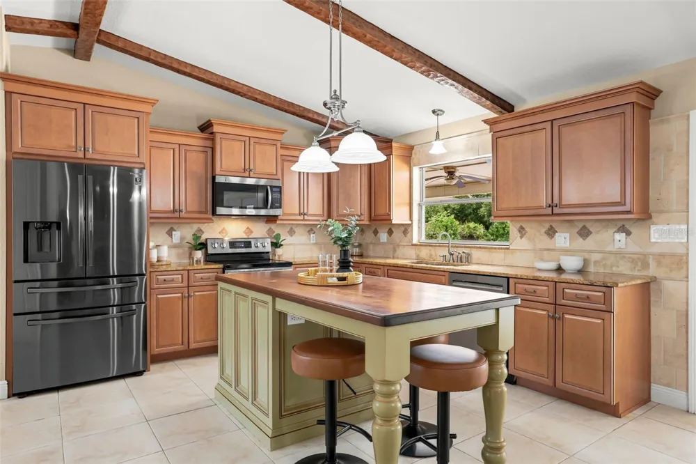 110 LONGHORN ROAD Winter Park, FL 32792