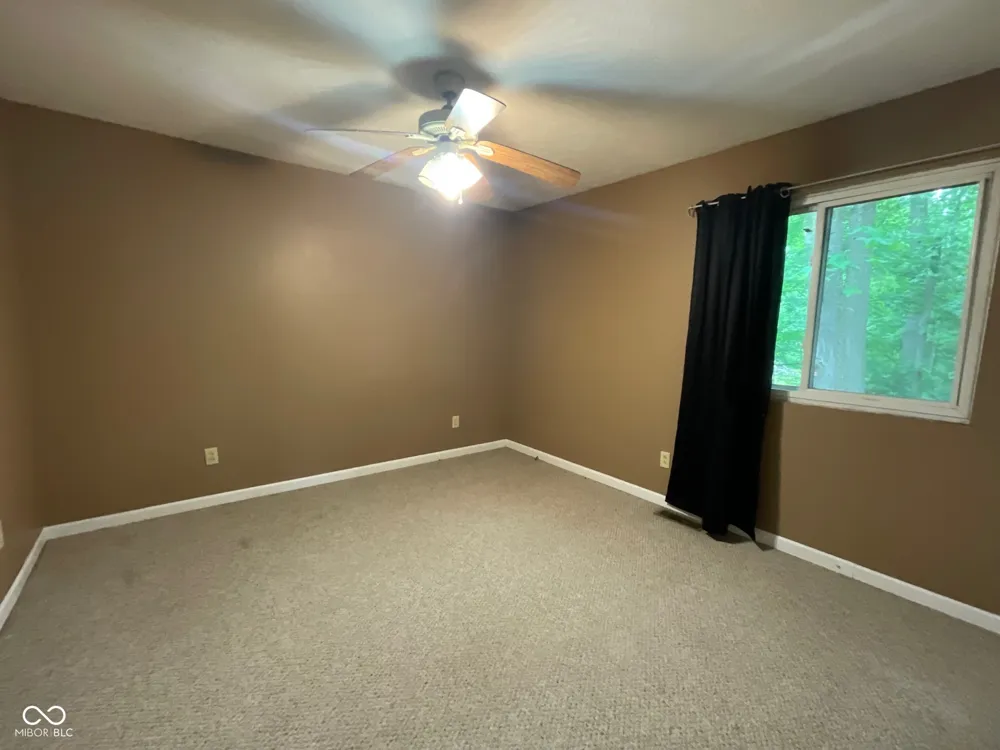 9300 E Brooks Lane Rockville, IN 47872