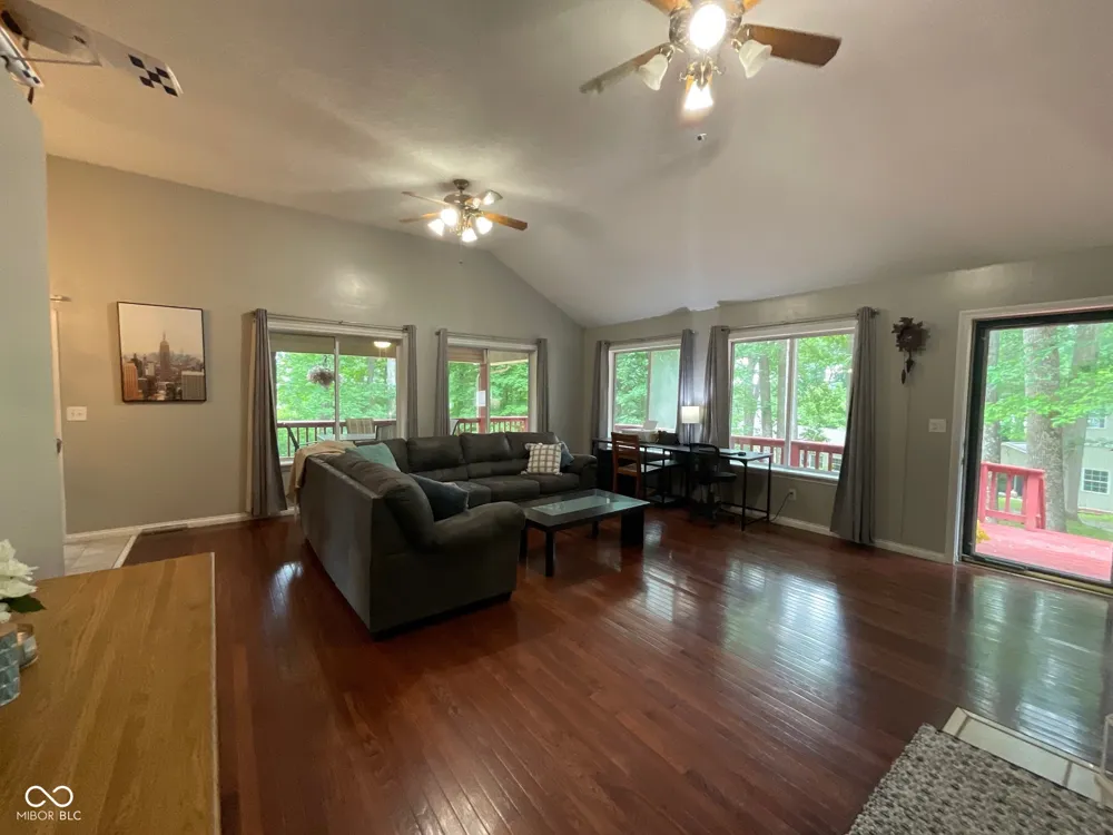 9300 E Brooks Lane Rockville, IN 47872