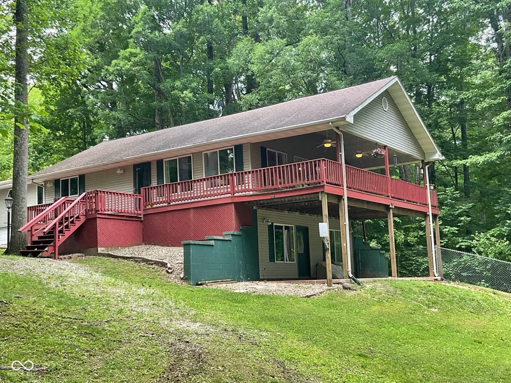 9300 E Brooks Lane Rockville, IN 47872