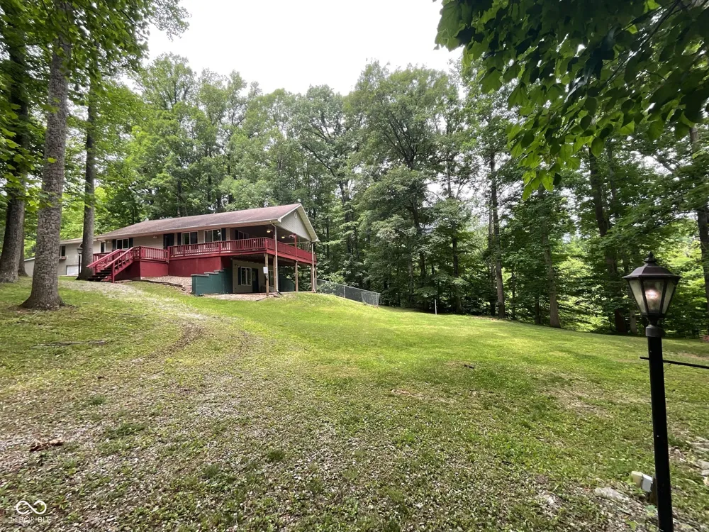 9300 E Brooks Lane Rockville, IN 47872