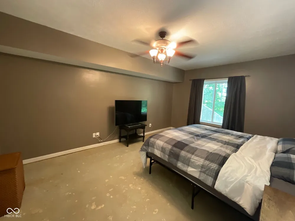 9300 E Brooks Lane Rockville, IN 47872