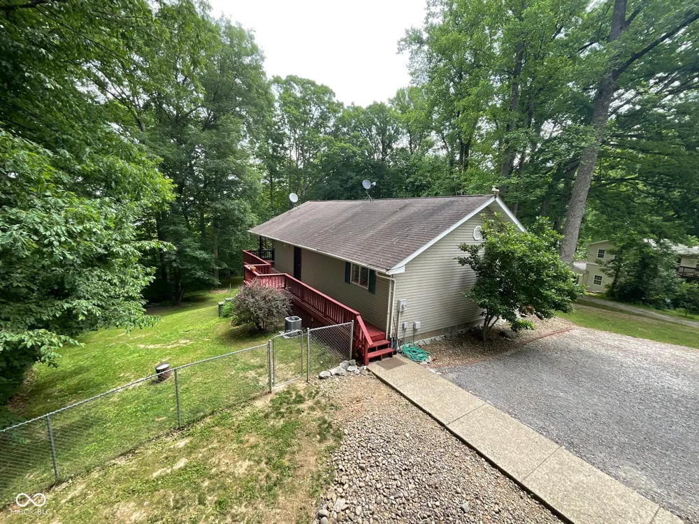 9300 E Brooks Lane Rockville, IN 47872
