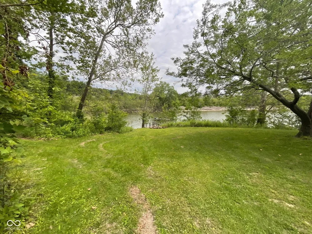 9300 E Brooks Lane Rockville, IN 47872