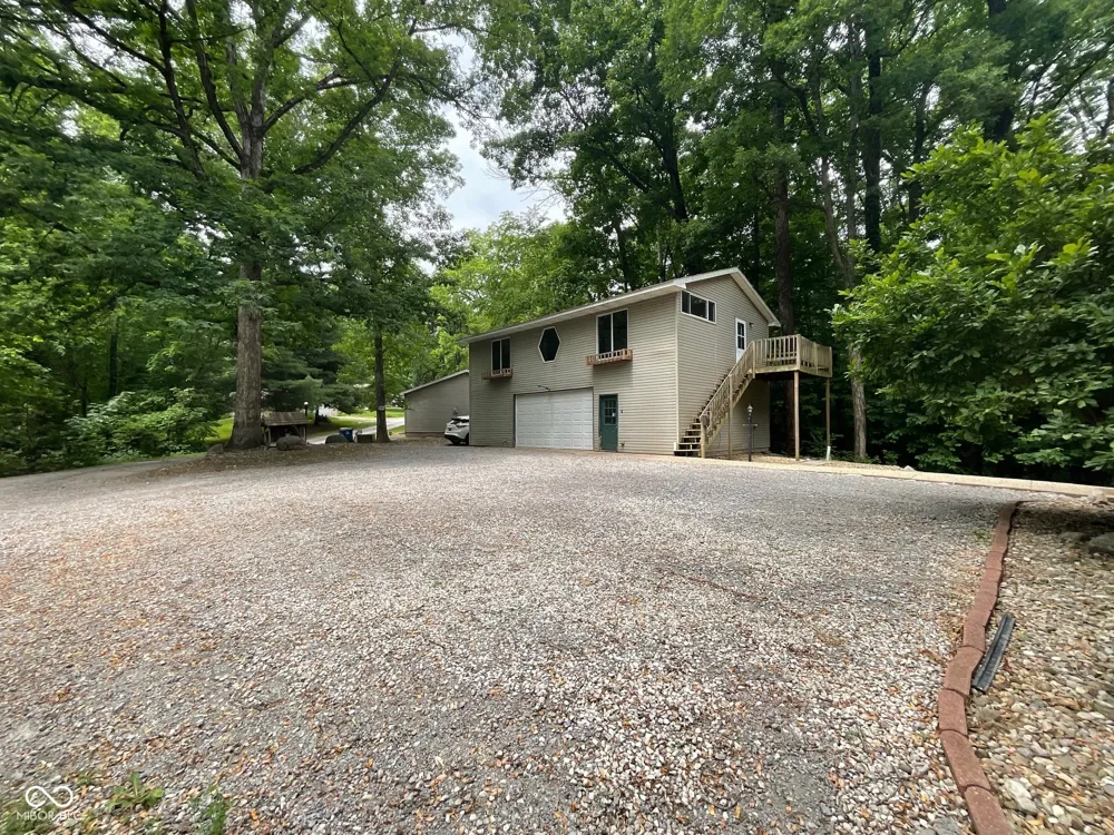 9300 E Brooks Lane Rockville, IN 47872