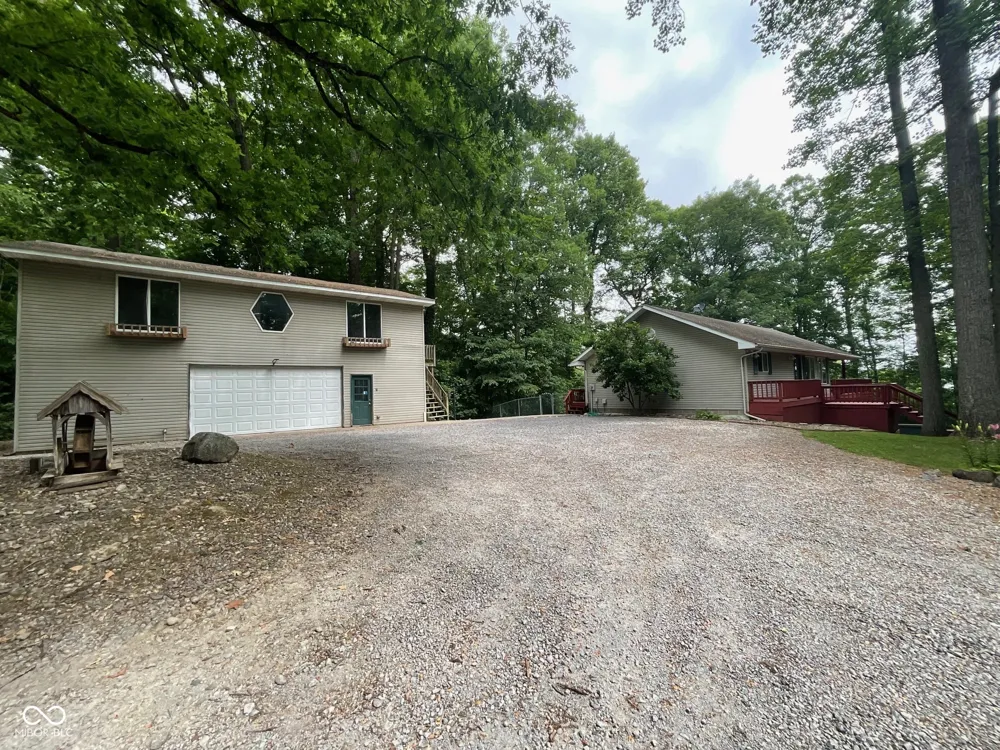 9300 E Brooks Lane Rockville, IN 47872