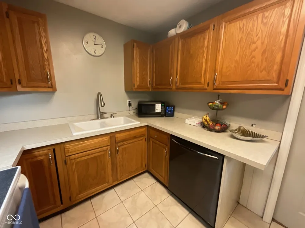9300 E Brooks Lane Rockville, IN 47872