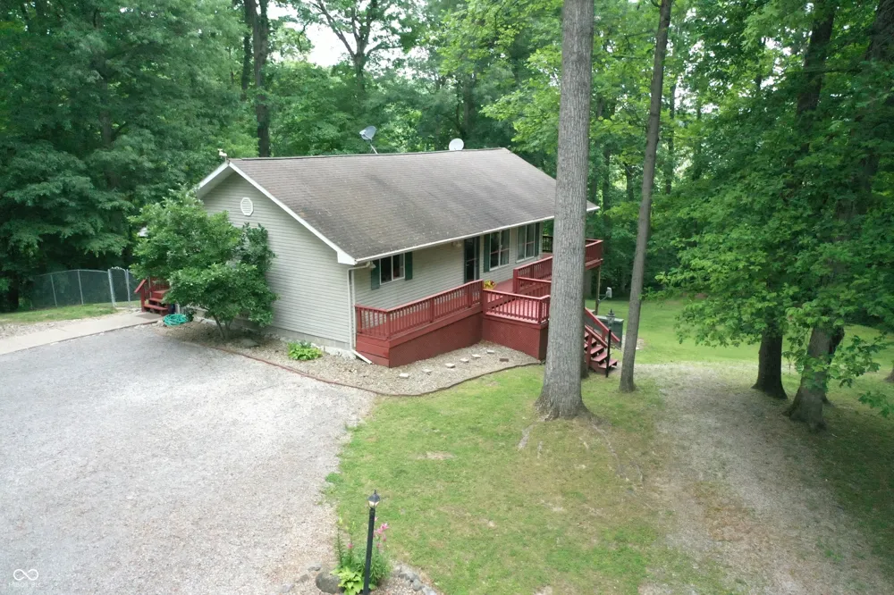 9300 E Brooks Lane Rockville, IN 47872