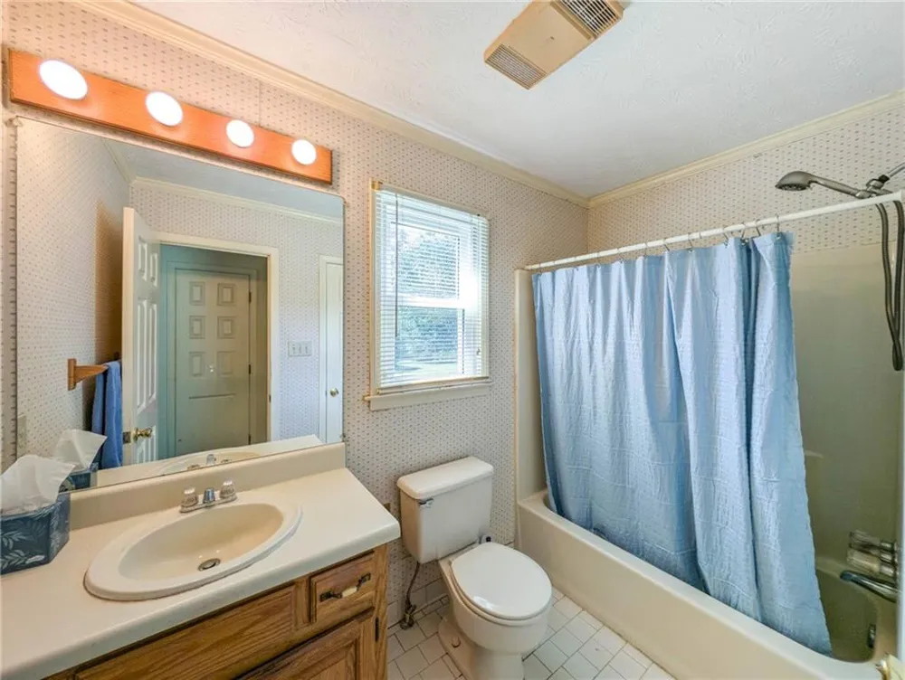 195 Skyview Drive Social Circle, GA 30025