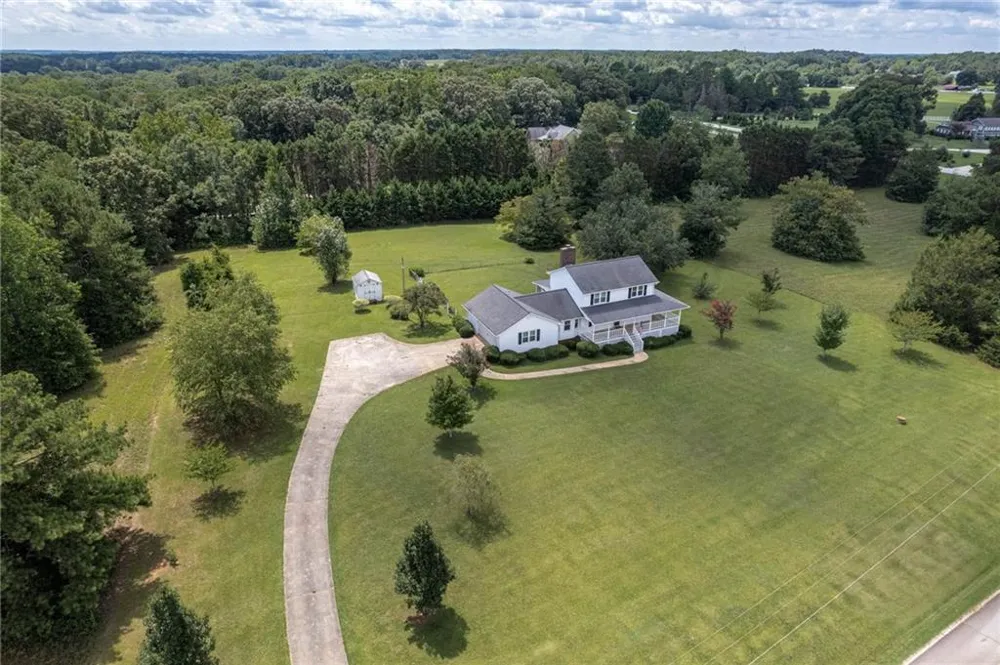 195 Skyview Drive Social Circle, GA 30025