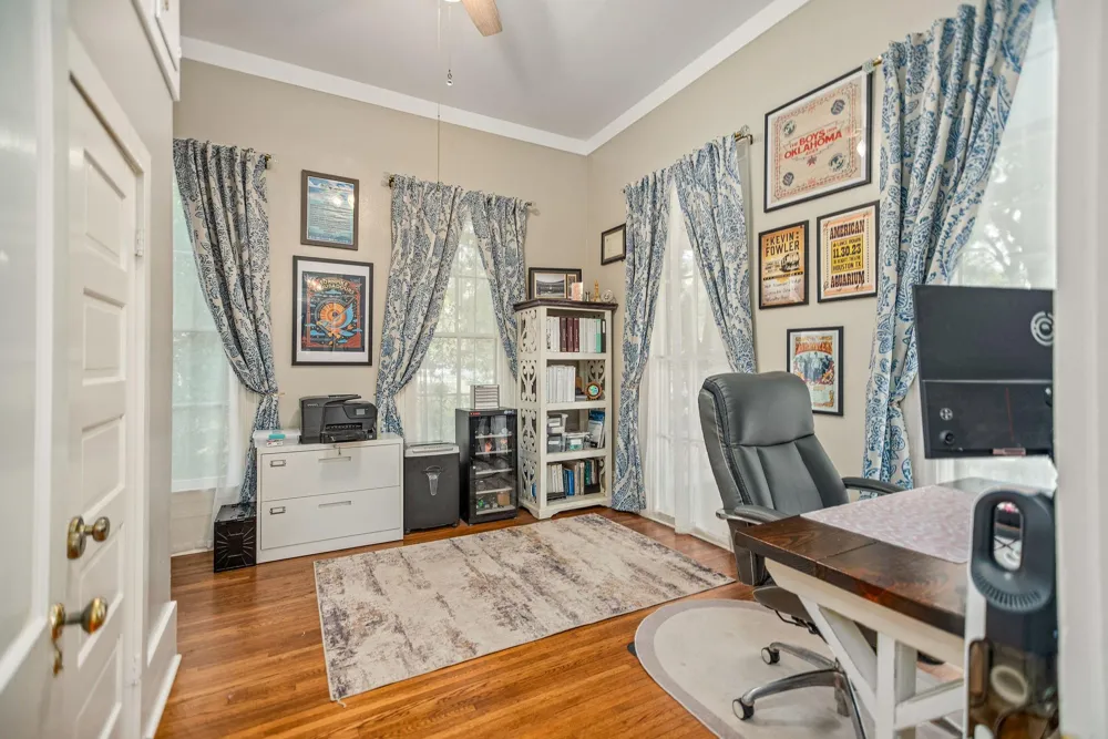1216 Live Oak Street Columbus, TX 78934