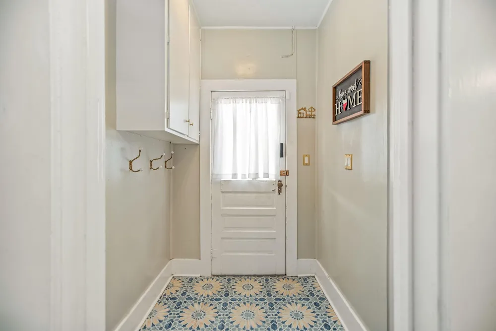 1216 Live Oak Street Columbus, TX 78934