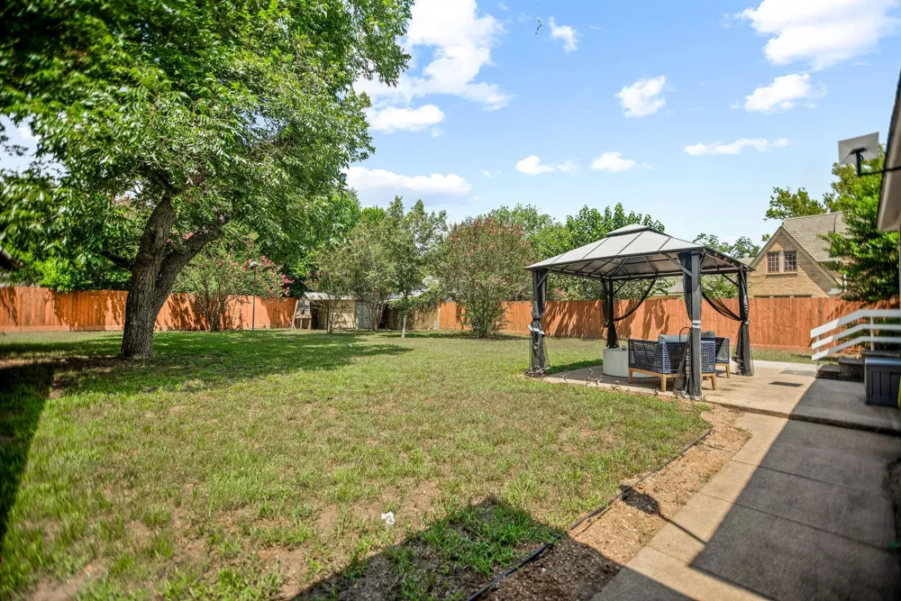 1216 Live Oak Street Columbus, TX 78934