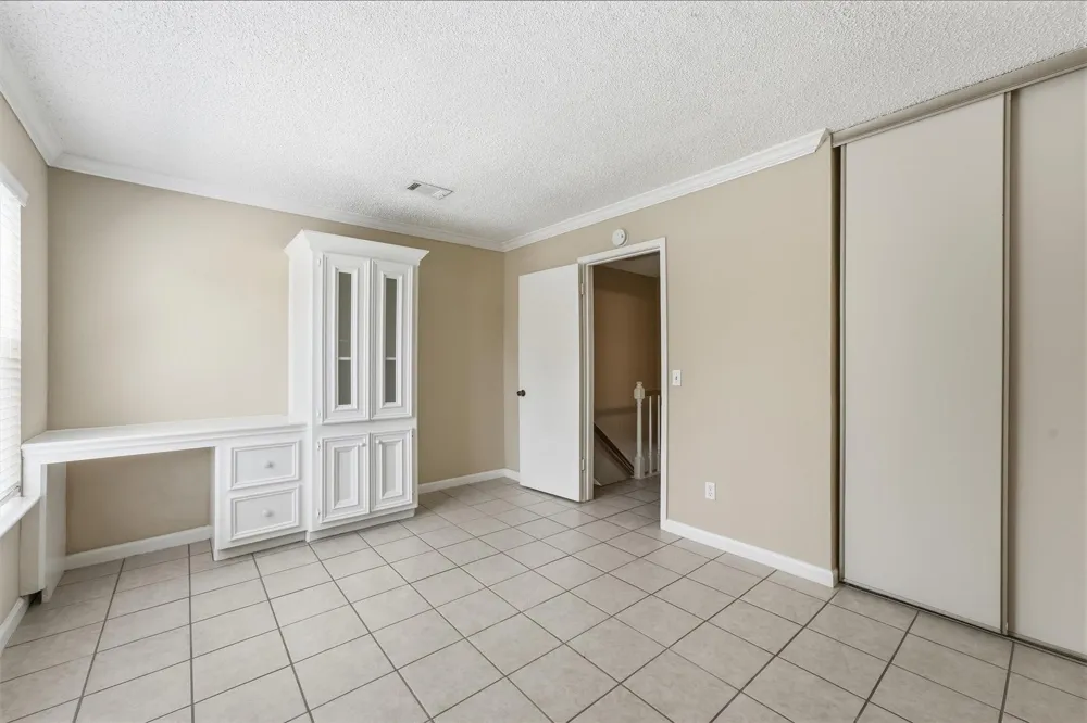 2808 Grants Lake Boulevard #304 Sugar Land, TX 77479
