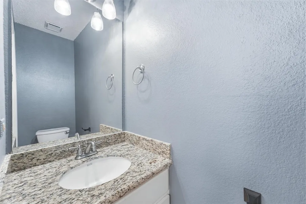 2808 Grants Lake Boulevard #304 Sugar Land, TX 77479