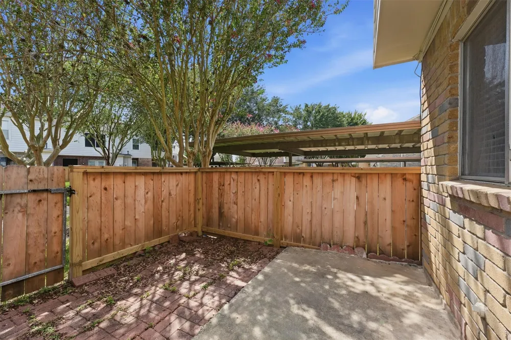 2808 Grants Lake Boulevard #304 Sugar Land, TX 77479