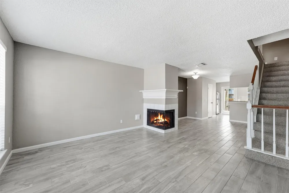 2808 Grants Lake Boulevard #304 Sugar Land, TX 77479