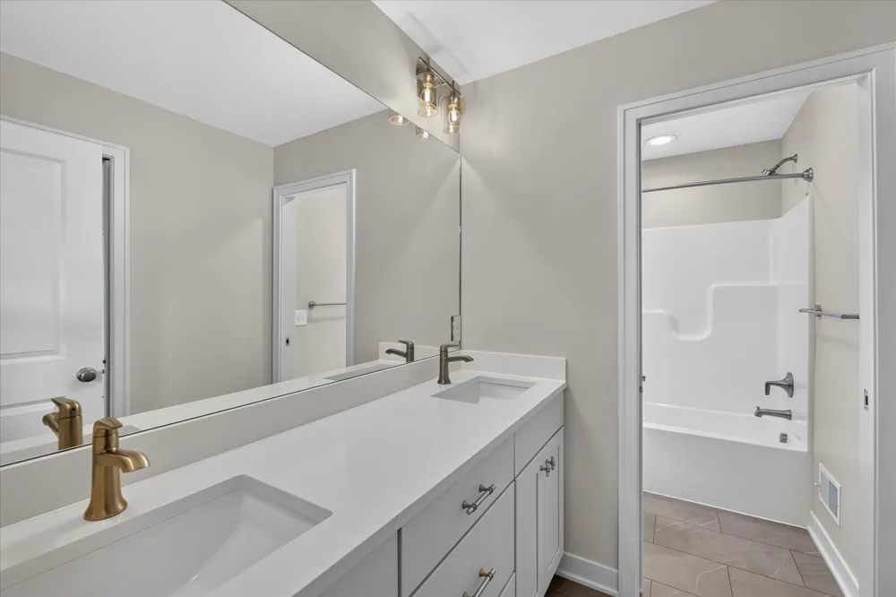 8605 Brighten Trail Mattawan, MI 49071