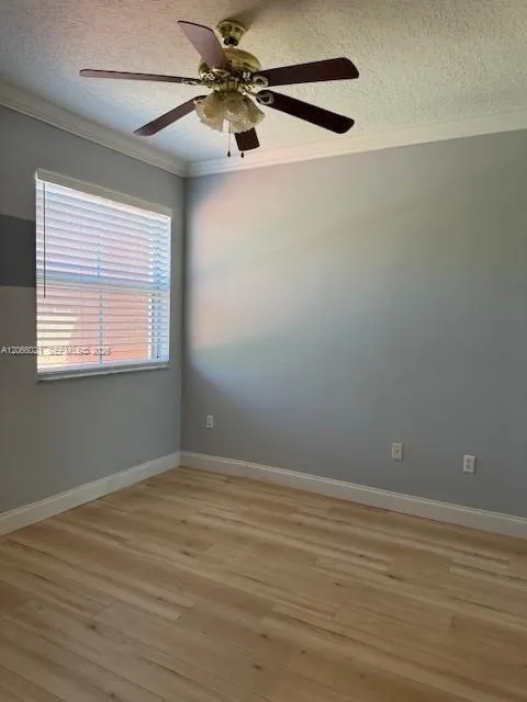 15242 SW 30th Ter #15242 Miami, FL 33185